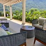 Ribeira/Ubatuba: Refugio Com Linda Vista